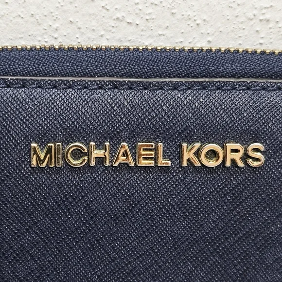 Michael Kors Jet Set Wallet Zip Around With Wristlet Dark Blue - Picture 3 of 14